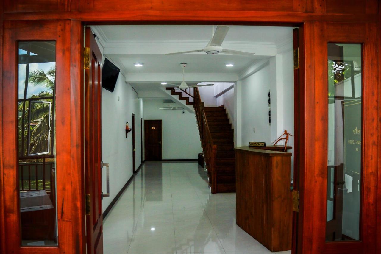 Queens Lodge Kandy Exteriör bild